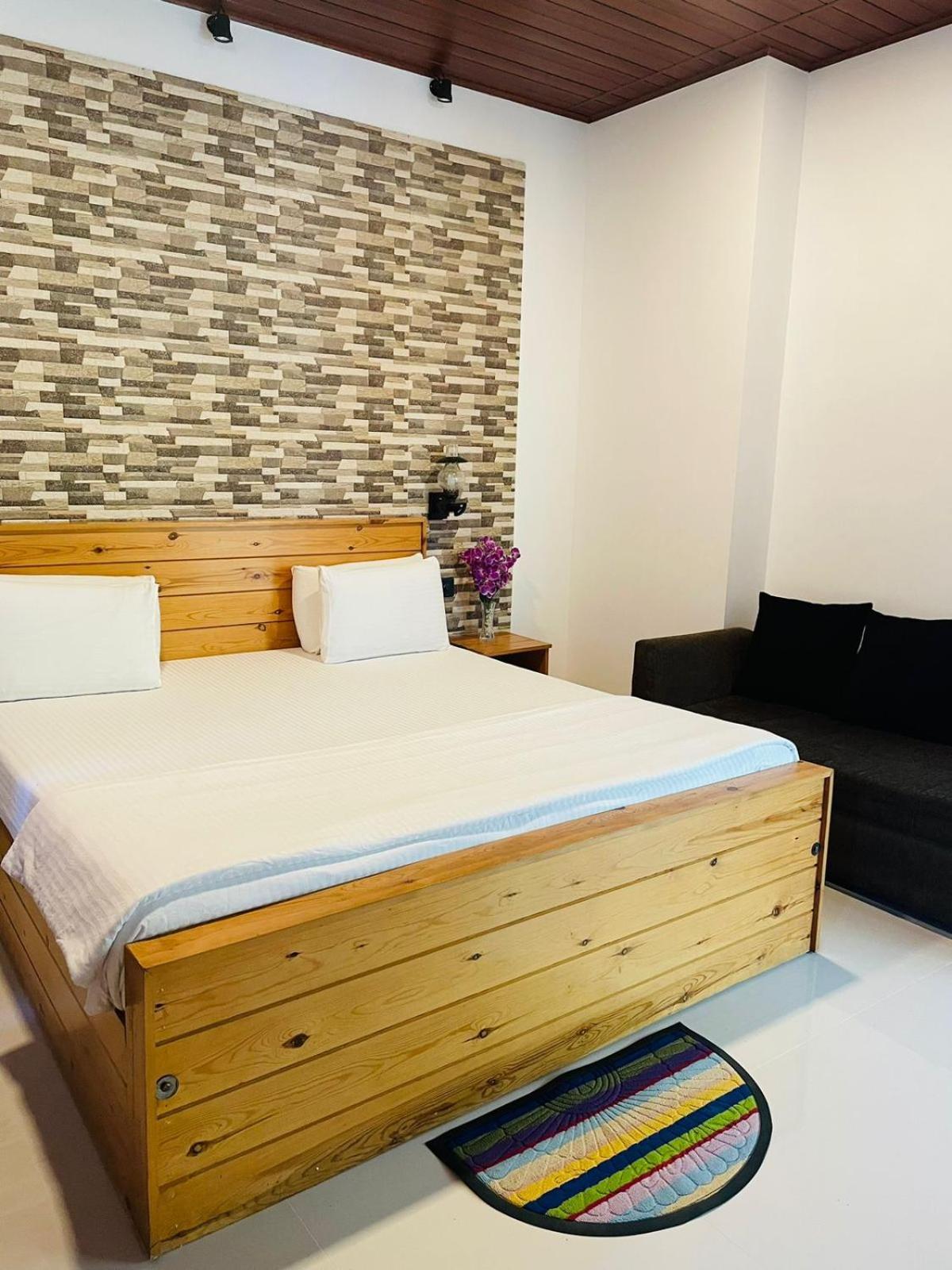 Dhanudi Homestay Ella Bagian luar foto