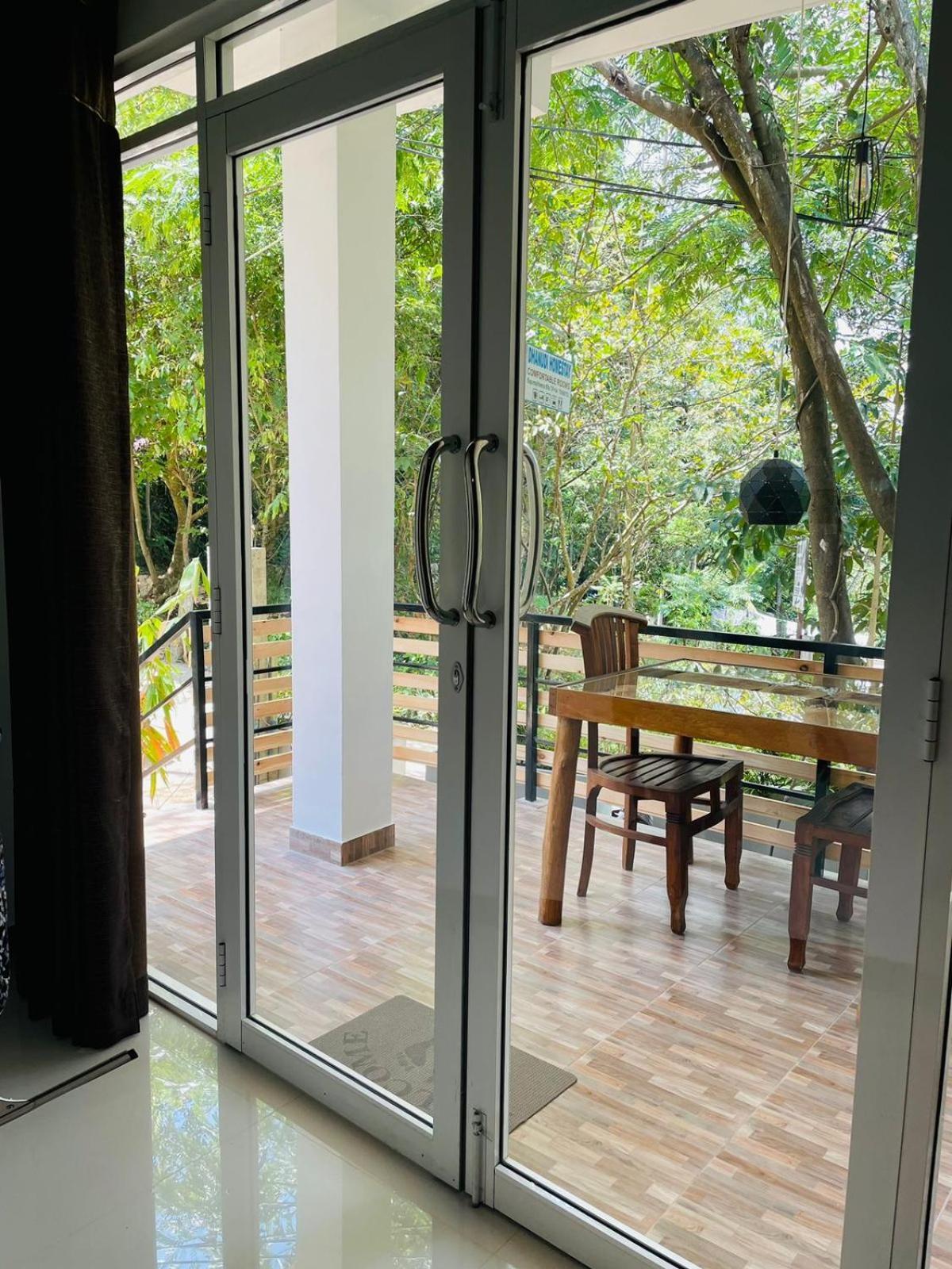 Dhanudi Homestay Ella Bagian luar foto