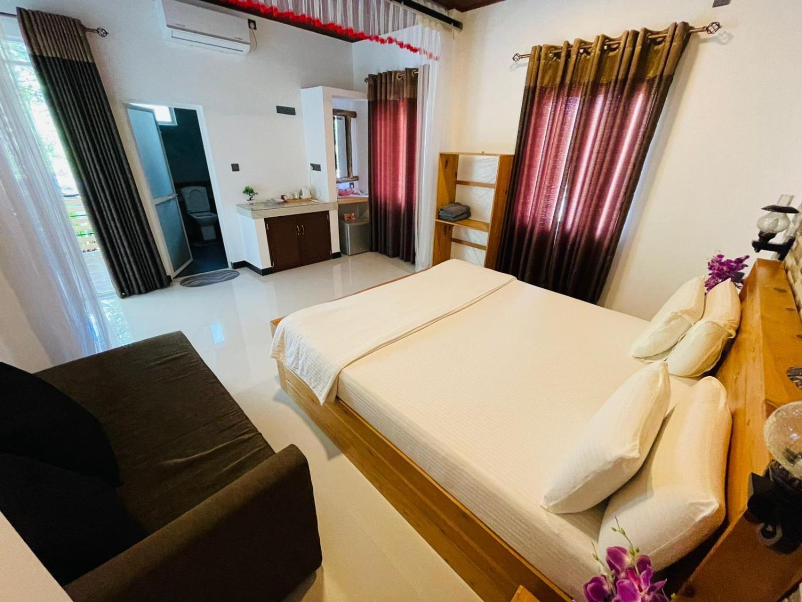 Dhanudi Homestay Ella Bagian luar foto