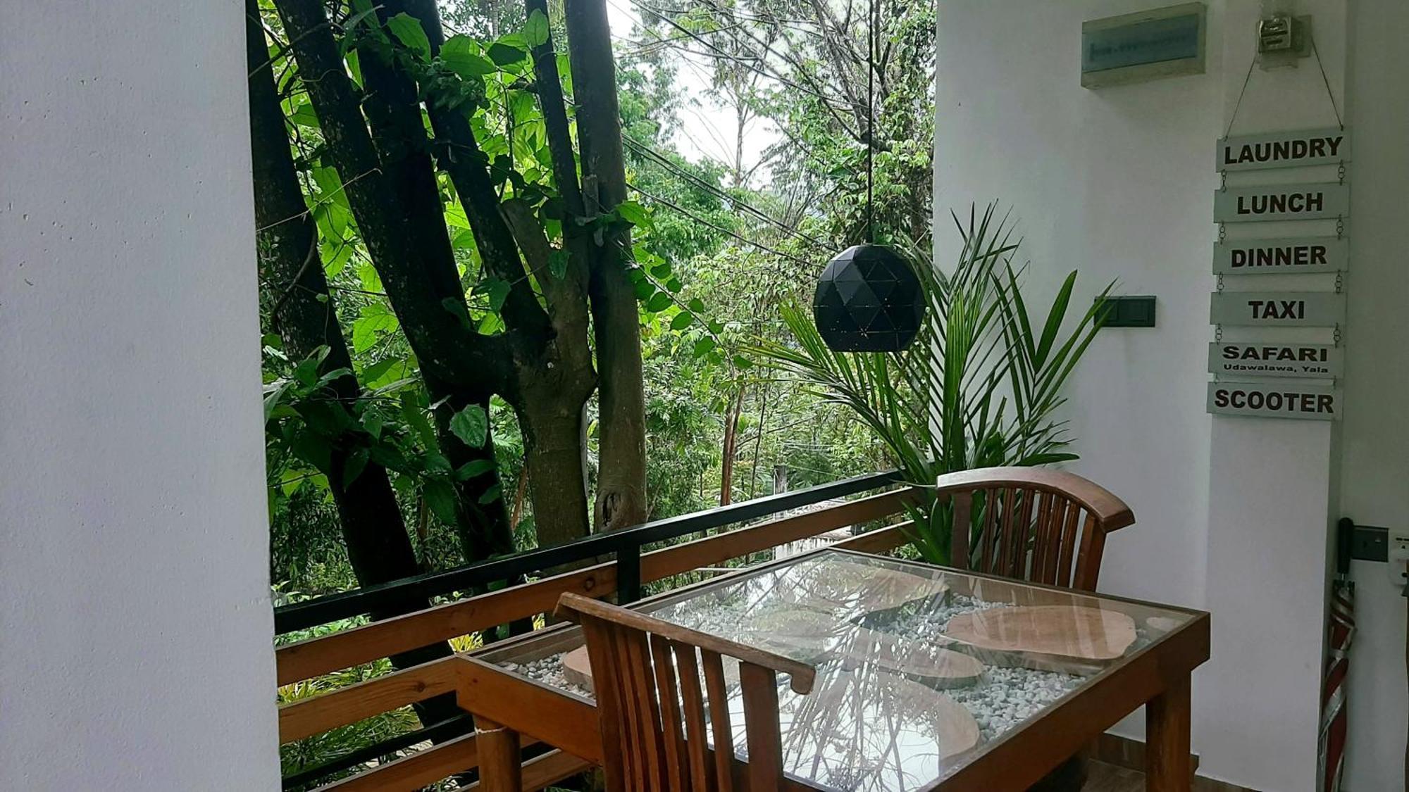 Dhanudi Homestay Ella Bagian luar foto